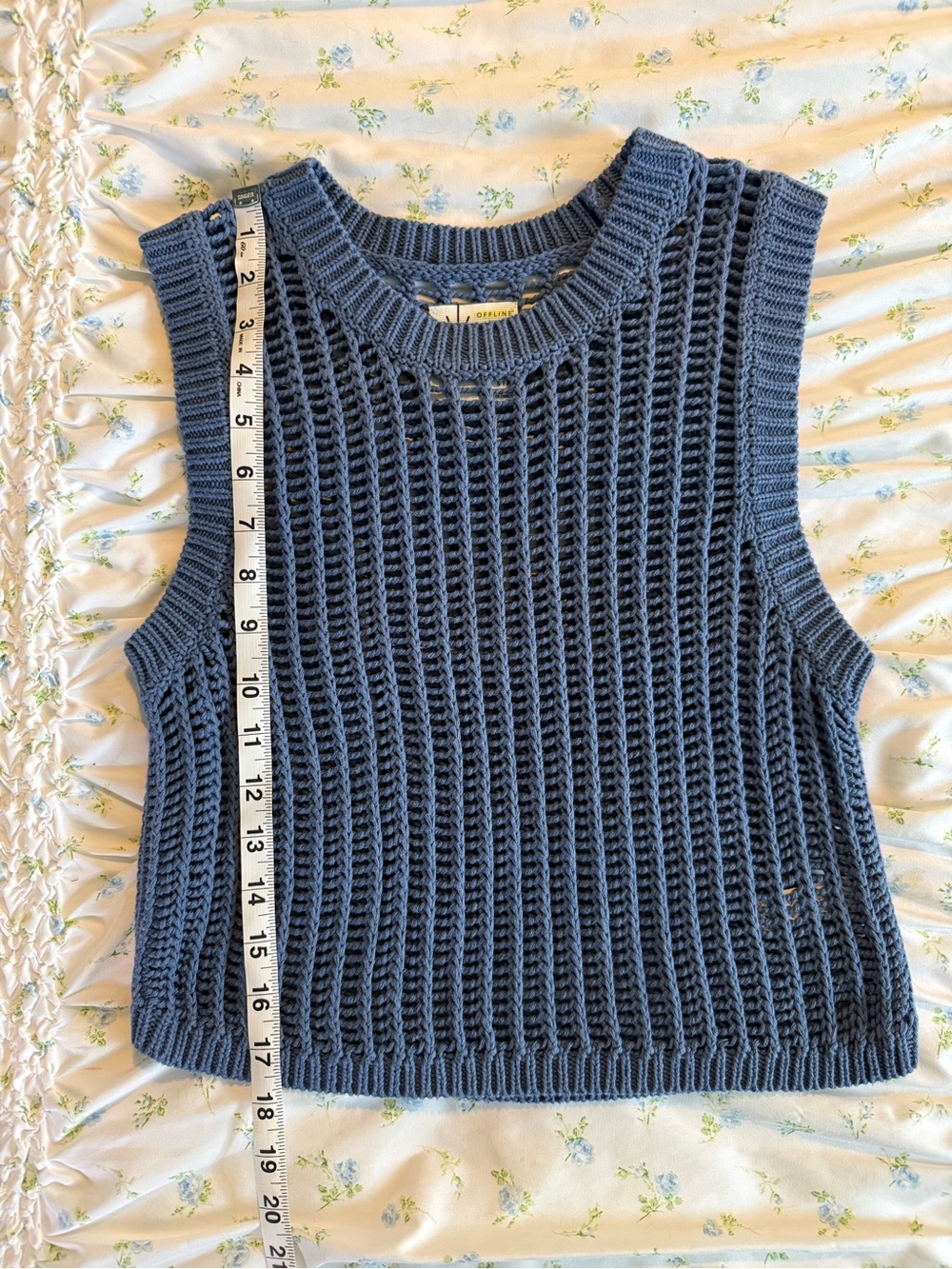 NWOT Aerie Offline Blue Crochet Open-Knit Sleeveless Sweater Vest Crew Neck AEO - Picture 5 of 8